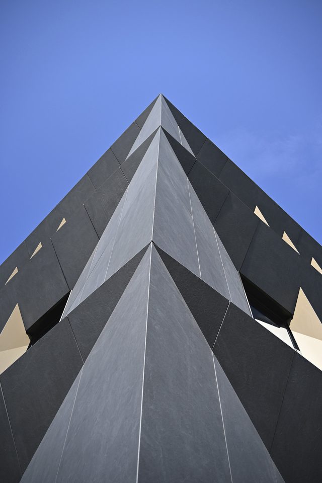 Laminam، HQ Design District را افتتاح کرد